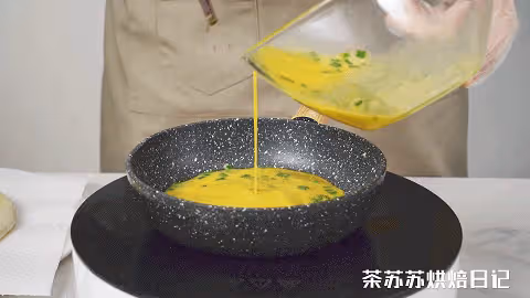 僅用3種食材！一煎軟糯拉絲，新手也不會失敗！