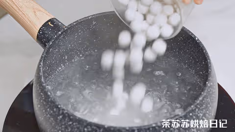 元宵還得做這口！軟乎乎糯嘰嘰，一口全是料，解饞又頂飽！