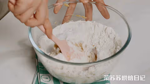 從紐約火到小紅書！被我調出配方了，又酥又軟！