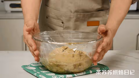 從紐約火到小紅書！被我調出配方了，又酥又軟！
