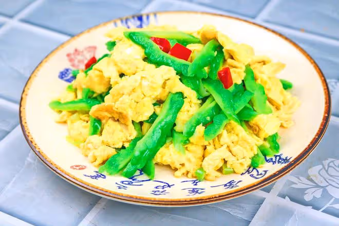 建議中老年人：別太節儉，多吃這6種「養生菜」，千金難換老來壯