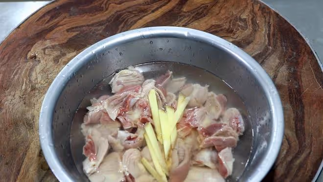 夏日進補，少吃豬肉多吃它，蛋白質含量極高，口感爽脆，開胃解饞
