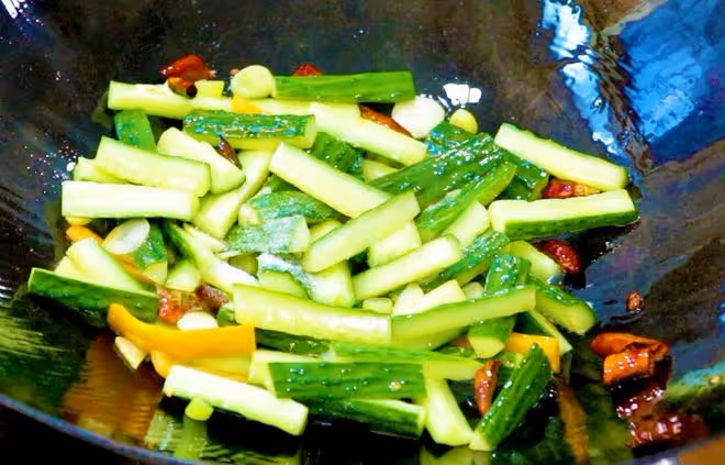 夏天寧可不吃肉，也要吃的6種「鹼性」菜！酸鹼平衡，常吃才有勁