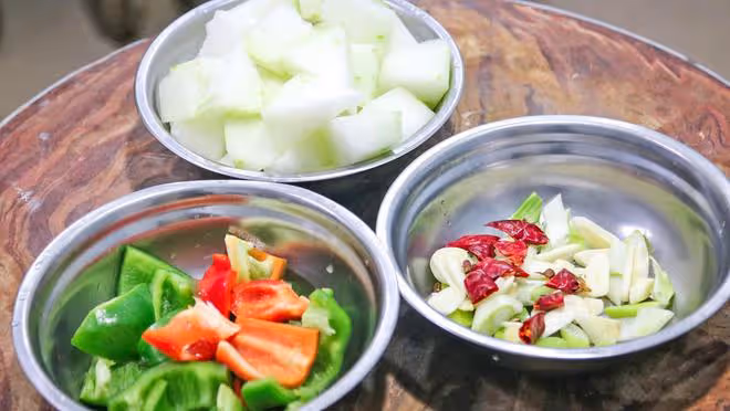 夏天要少吃豬肉，多吃這5種「祛濕菜」，解暑又營養，越吃越健康