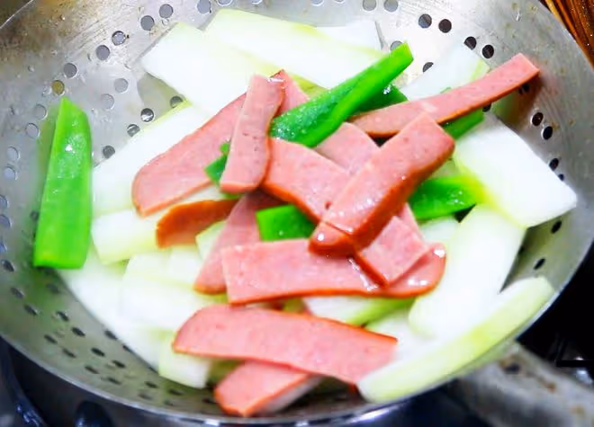 夏天吃苦瓜、黃瓜，不如吃「夏季補水第一瓜」，消暑解渴不上火