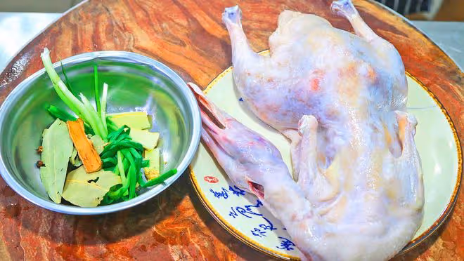 夏至飲食有講究！建議多吃這5種「降溫菜」，爽口開胃不油膩