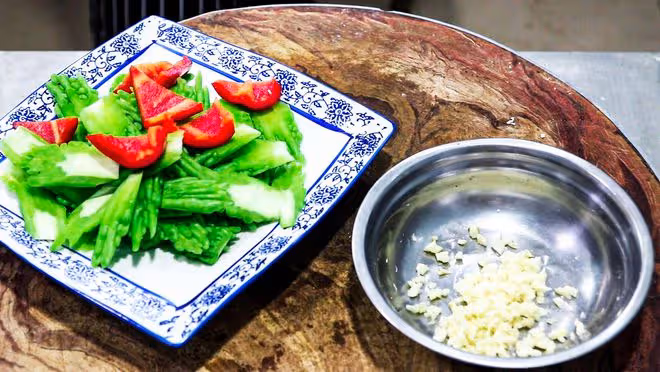 夏至飲食有講究！建議多吃這5種「降溫菜」，爽口開胃不油膩