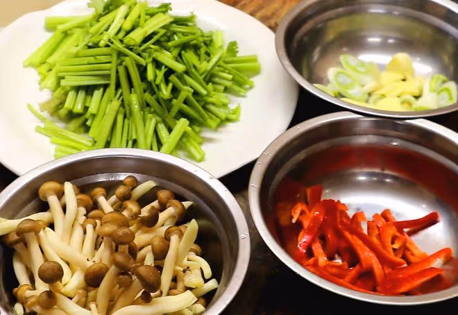 「減脂」蔬菜有哪些？試試這5種菜，簡單好學，減肥營養又解饞！