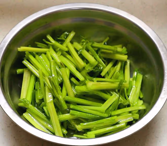 「減脂」蔬菜有哪些？試試這5種菜，簡單好學，減肥營養又解饞！