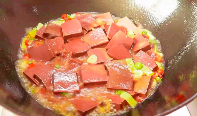 6月寧可不吃肉，也要多吃6種「鹼性」食物！酸鹼平衡，越吃越健康