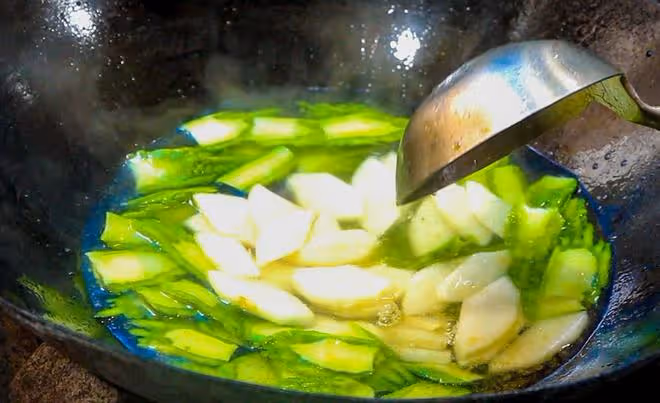 夏至將至，有錢沒錢，別忘了吃「夏至六寶」，應季而食，平安入伏