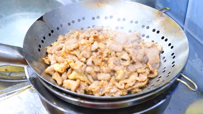 建議中老年人：少吃豬肉，多吃這幾種食物，價格不貴，營養又解饞