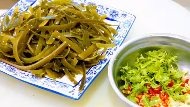 想「補腦」，別光吃核桃，推薦6種食物，富含DHA，常吃全家都受益
