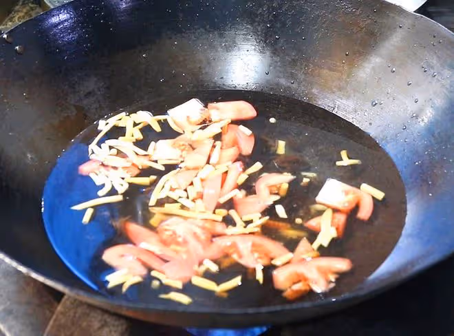 「養肝就是養命」！肝臟最喜歡的6種食物，每天多吃點，別心疼錢