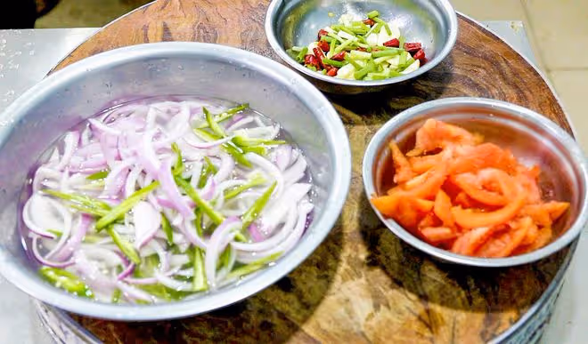「養肝就是養命」！肝臟最喜歡的6種食物，每天多吃點，別心疼錢