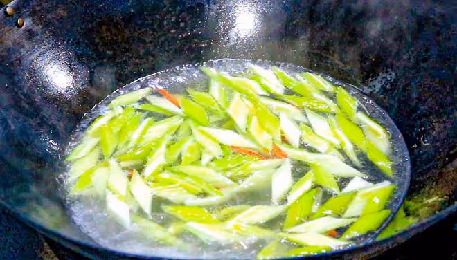 建議子女：不要嫌麻煩，常給父母吃這6樣美食，不貴卻很暖心