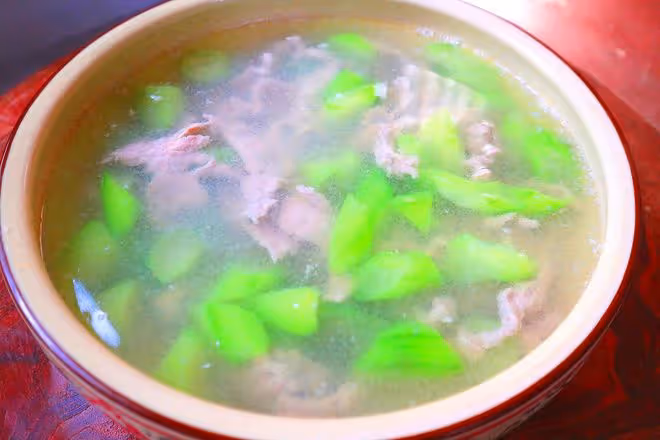 進入盛夏，建議中老年人：這3種食物能不吃就不吃，早知早受益