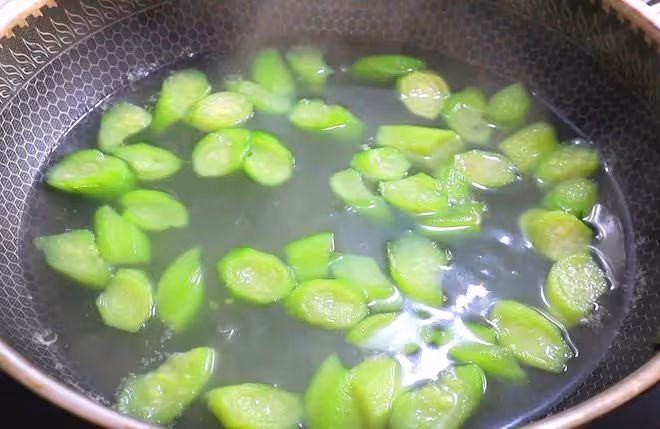 進入盛夏，建議中老年人：這3種食物能不吃就不吃，早知早受益