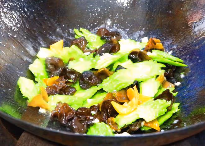 補鈣「最快」的食物排行榜！芝麻排第二，牛奶倒數第一，建議了解