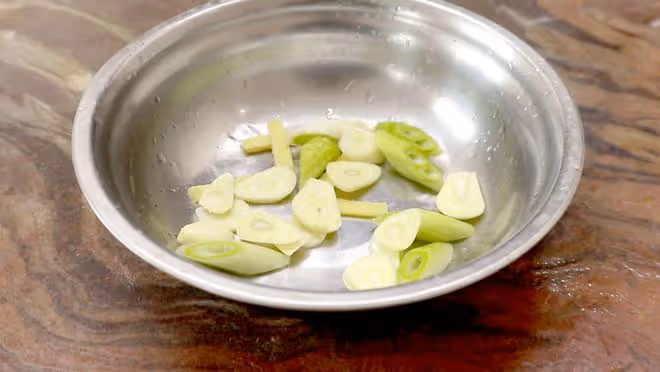 建議中老年人：夏天少吃米麵和肥肉，多吃5樣，元氣滿滿一夏天