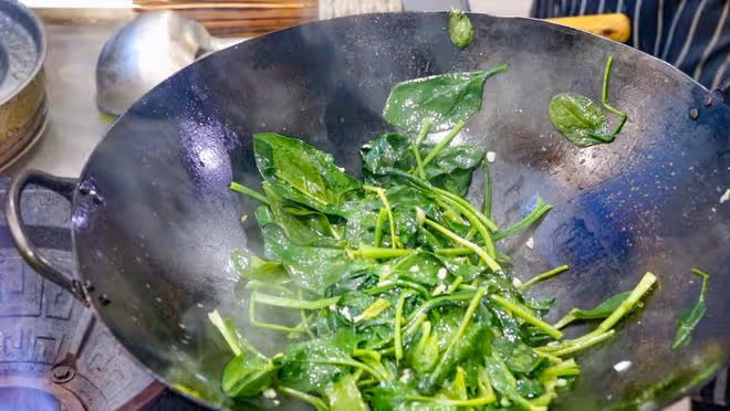 進入「毒五月」，中老年人要多吃「3菜3瓜3豆」，消暑解熱少生病