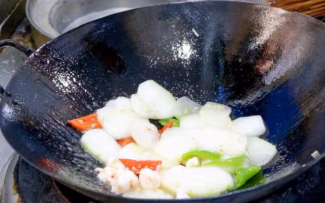 進入「毒五月」，中老年人要多吃「3菜3瓜3豆」，消暑解熱少生病