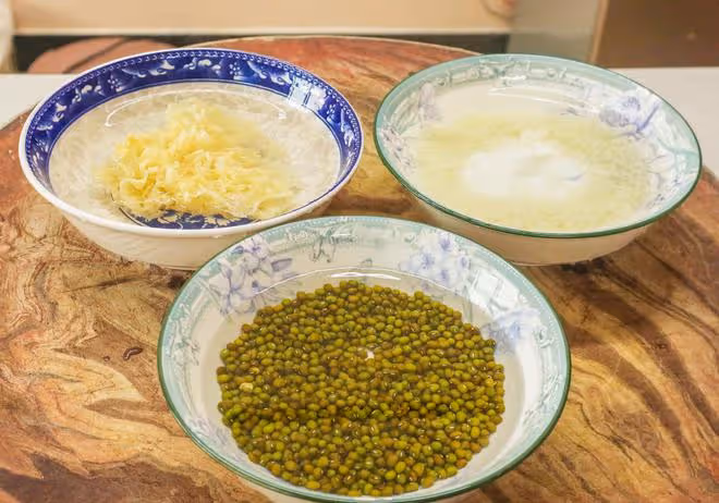 進入「毒五月」，中老年人要多吃「3菜3瓜3豆」，消暑解熱少生病