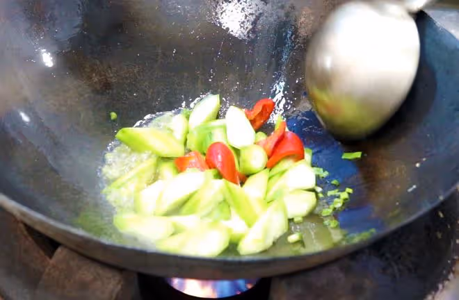 夏天，最適合中老年人吃的食物排行榜，豆腐排倒數第1，建議了解