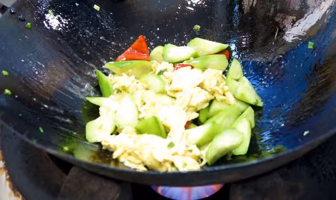 夏天，最適合中老年人吃的食物排行榜，豆腐排倒數第1，建議了解