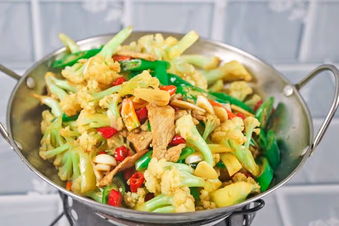夏季炎熱易出汗！建議中老年人多吃5種補水蔬菜，常吃身體棒！