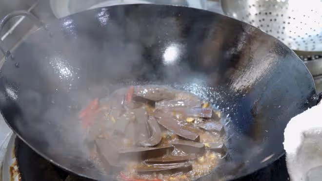 建議中老年人，少吃牛羊豬肉，多吃這6樣，營養不貴，常吃少生病