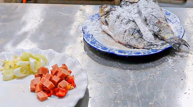 最適合中老年人吃的食物排行榜，魚肉排第5，木耳排第2，建議了解