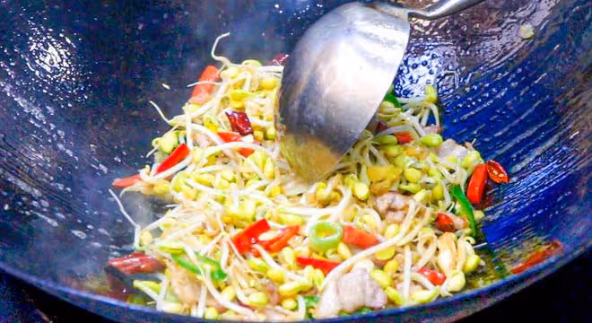最適合中老年人吃的食物排行榜，魚肉排第5，木耳排第2，建議了解