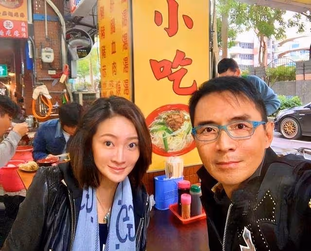 著名港星遭醉酒妻子拍片痛斥!被指在家騙吃騙喝,未給其一個婚禮