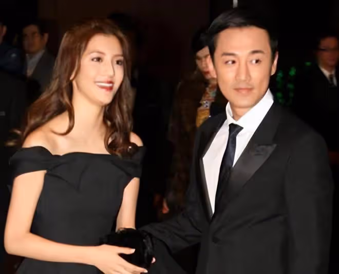 28歲吳千語出國旅遊!穿背心短褲大秀身材,百億富三代男友疑同行