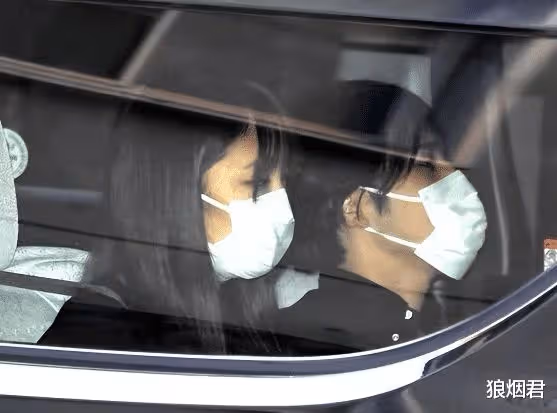 打扮低調不見公主樣，為愛脫離王室淪為平民，如今真子過得怎樣？