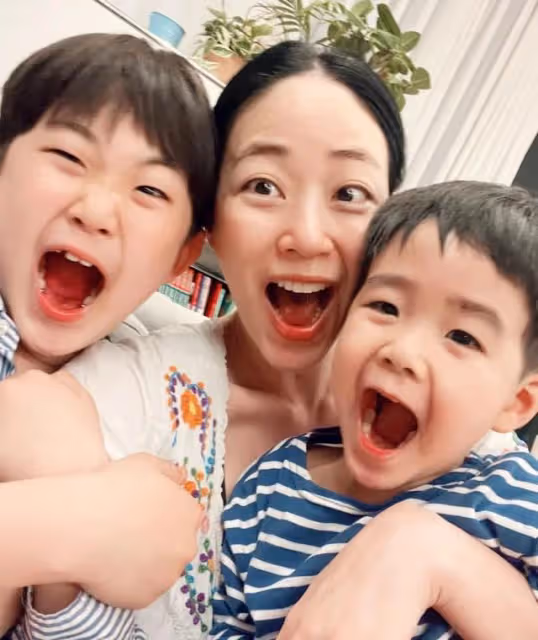 零緋聞!相戀3年,結婚12年,他們的婚姻生活幸福又美滿