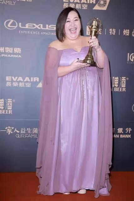 肥胖一點也不可恥!鍾欣凌「從小因身材被笑」自卑喊:我又胖又不好看 「不斷磨練演技」拿下2次視後:不再執著外表