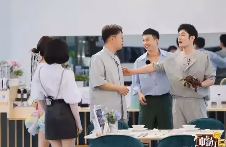 《中餐廳6》陣容曝光，殷桃譚松韻驚喜加盟，打造親子餐廳看點足！