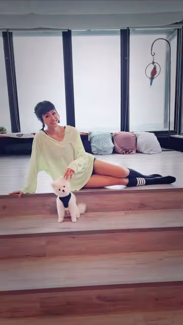 子宮卵巢都摘除,47歲女星癌末轉移醫師提出安樂死,嚇壞她淚曝病況想做點快樂的事,網鼻酸打氣