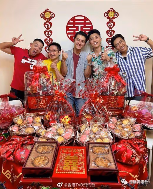 黃嘉樂過大禮送足十籃!鍾嘉欣感幸福無悔當媽咪
