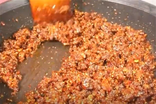教你用黃豆做豆豉，醬香濃郁超美味，拌什麼都好吃，放一年都不壞