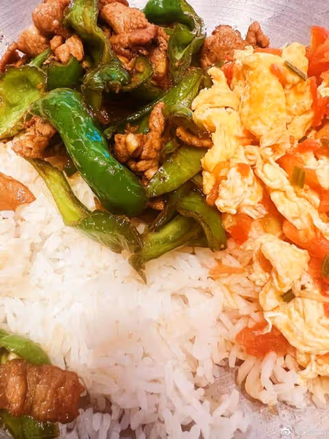 吳謹言曬長沙美食火了，引來上萬人點贊，網友：看餓了，求蹭飯