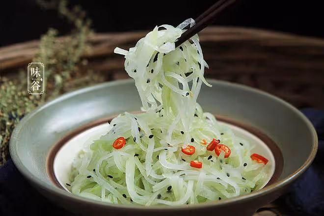 夏至後，天熱雨水多，記得多吃這6種菜，營養解暑氣，全家都受益