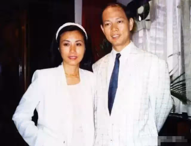 汪明荃兩度患癌，羅家英求婚20次：娛樂圈，再也沒有這樣的愛情了