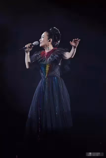汪明荃兩度患癌，羅家英求婚20次：娛樂圈，再也沒有這樣的愛情了