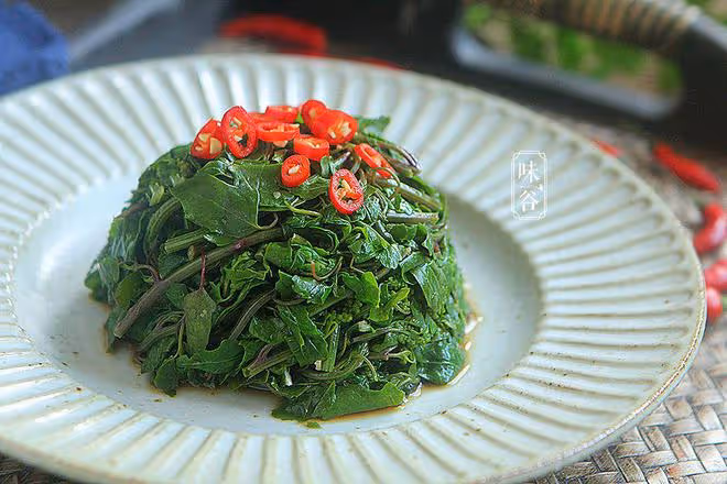 人到中老年，建議多吃4種「長壽菜」，補充營養，身體有勁精神好