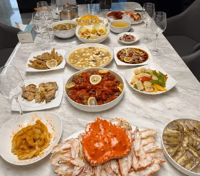 朋友圈曬的8家端午團圓飯，不同地區的各有千秋，你最喜歡哪一桌