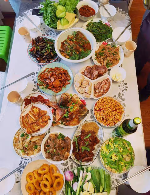 朋友圈曬的8家端午團圓飯，不同地區的各有千秋，你最喜歡哪一桌