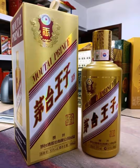 進入6月，建議多囤這5款白酒，個個價優品質好，行家都說：真會喝